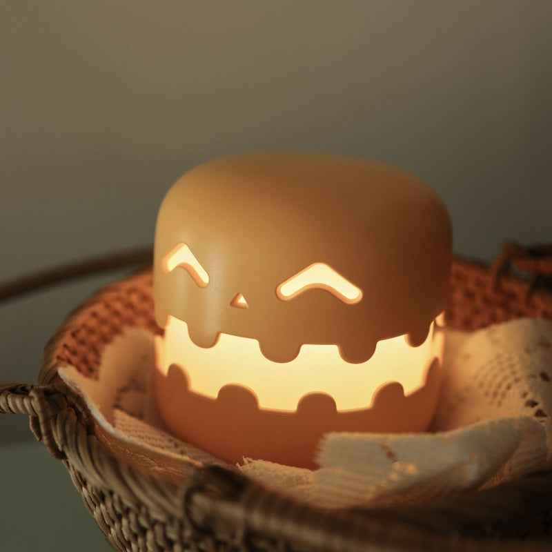 Cozy Pumpkin Ambience Night Light – The Perfect Halloween Bedside Addition