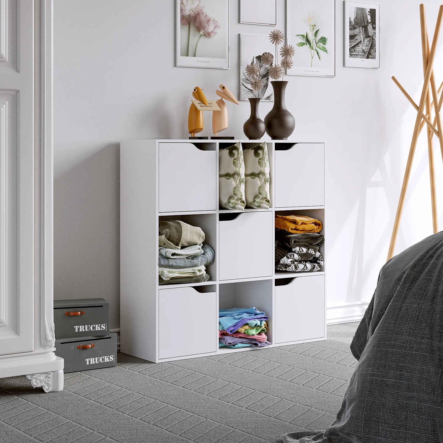 Getone Bookcase, White Bookcase, 9 Cube Storage Unit, Wooden Bookshelf with 5 Doors for Living Room, 90x29x90 cm